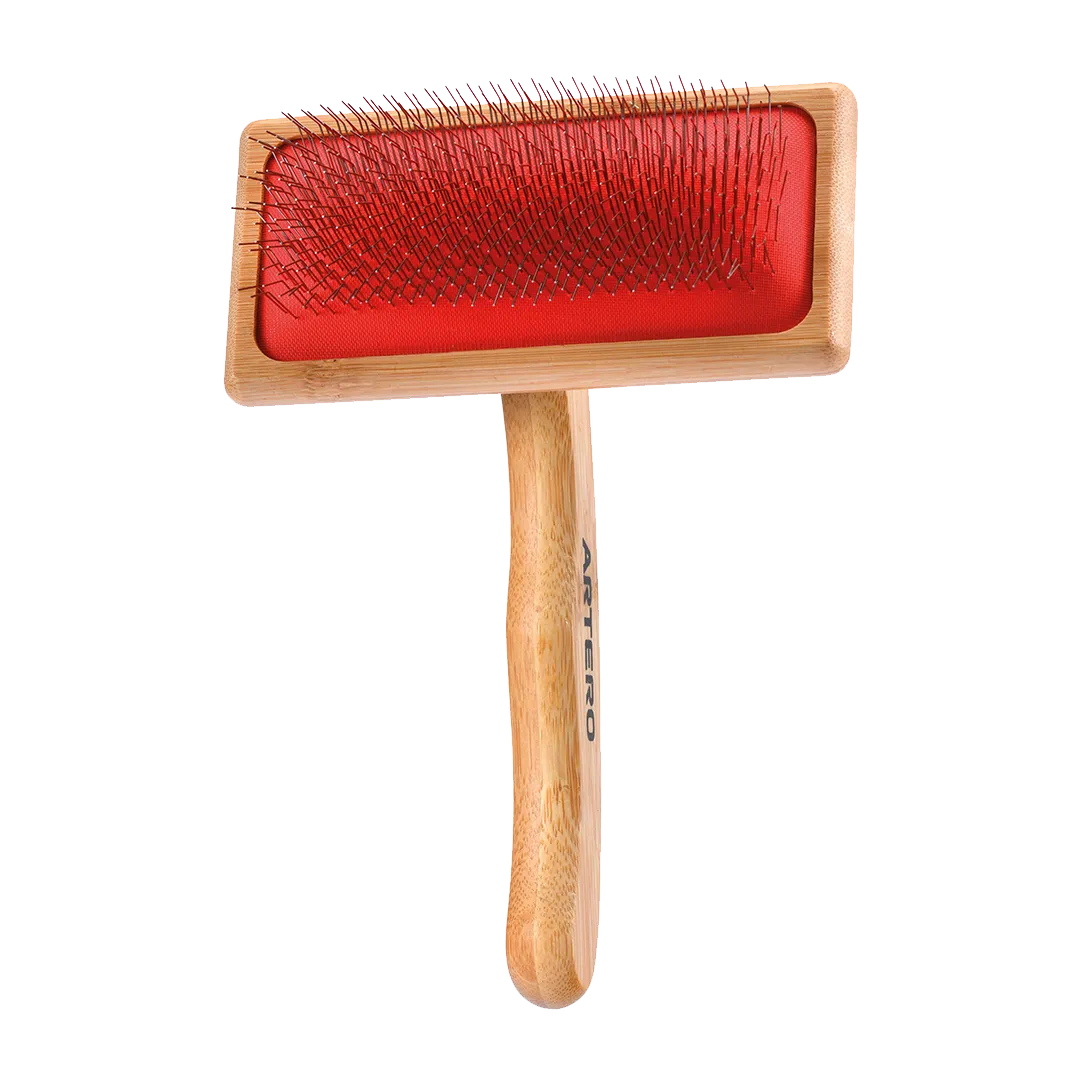 Nature Collection Long Pin Slicker Brush Medium by Artero