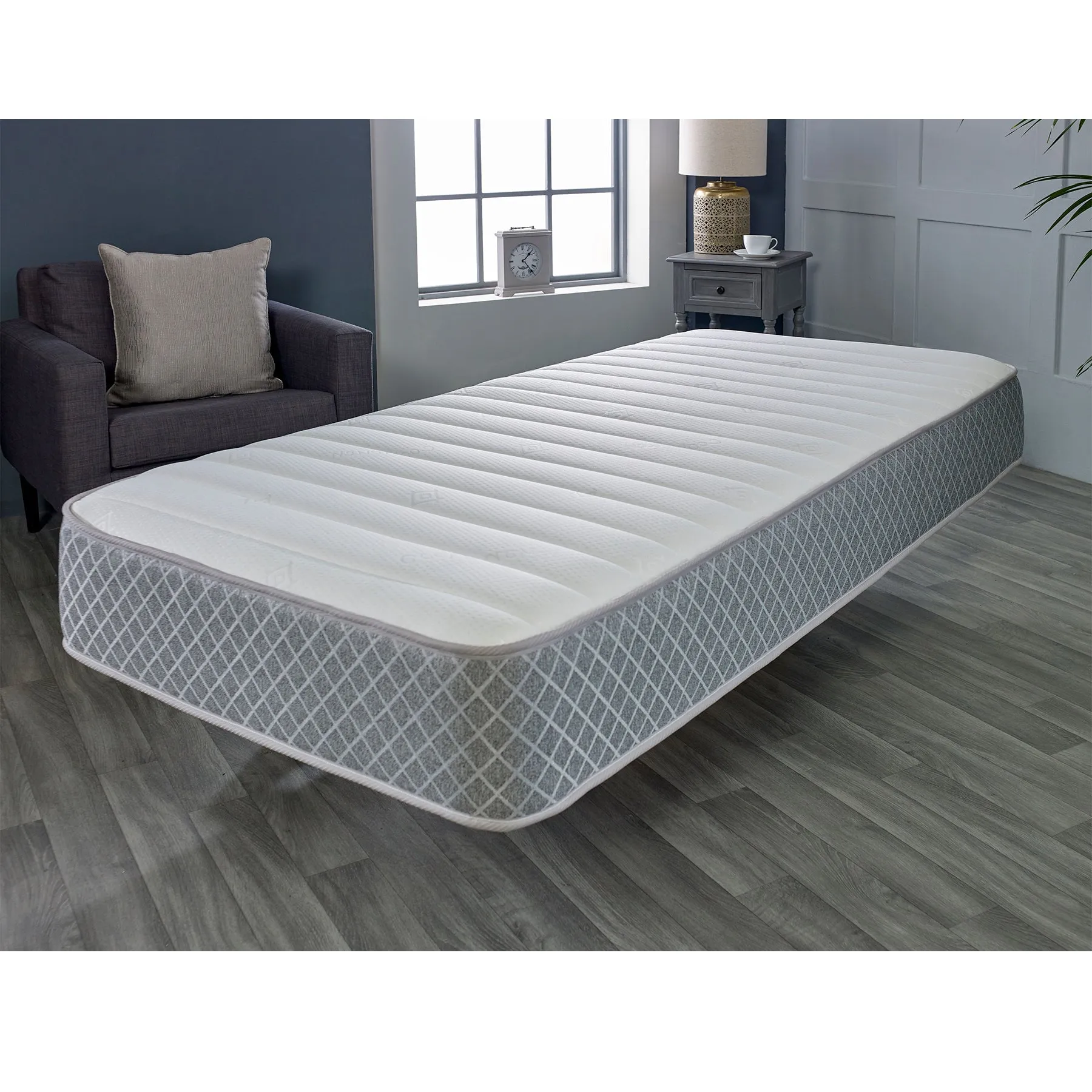 Starlight Beds™ 7" Deep Budget Friendly Classic Straight line design with Cool touch finish Memory foam and Spring Mattress